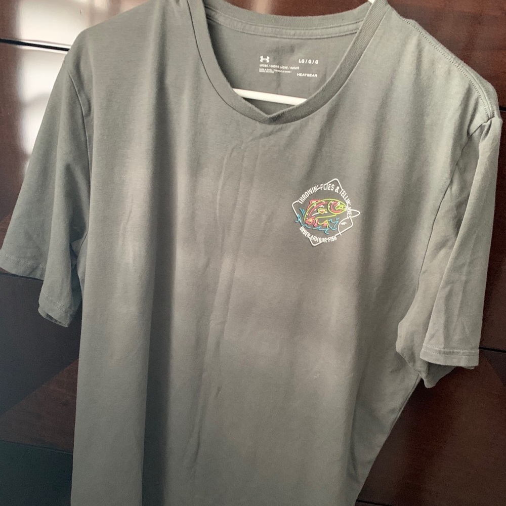 Cool Under Armour Shirt Size Large